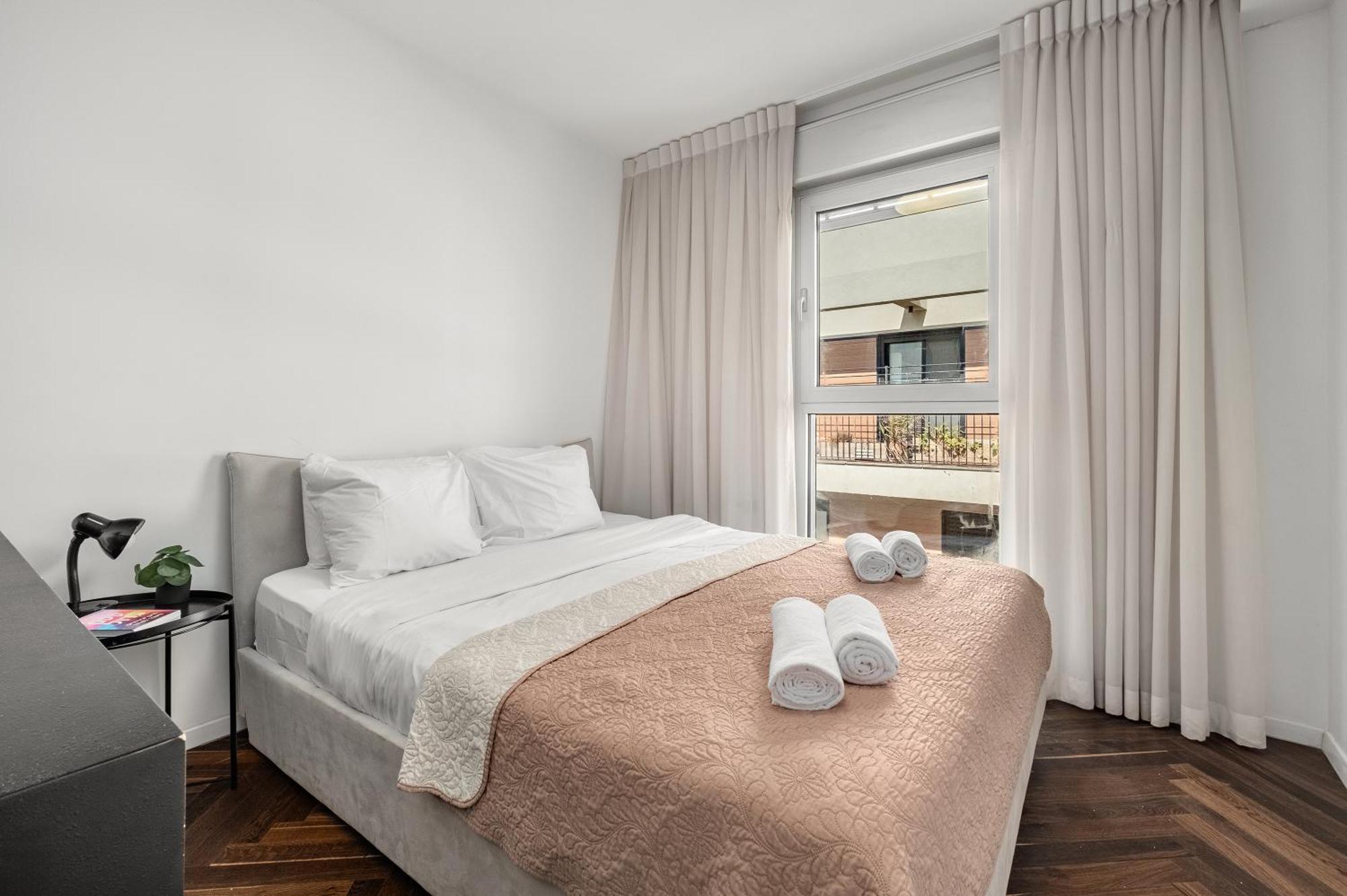 Penthouse 3Br + Roof Top + Parking - On The Beach 하이파 외부 사진